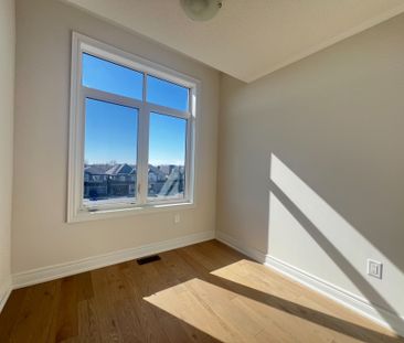 For Lease - 2808 Tippett Mews, Pickering, Ontario - Photo 3