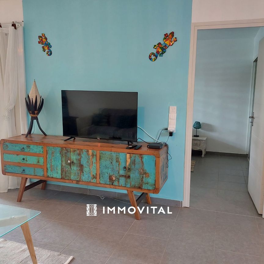 Location Appartement 2 pièces 50m² LE MOULE 97160 - Photo 1