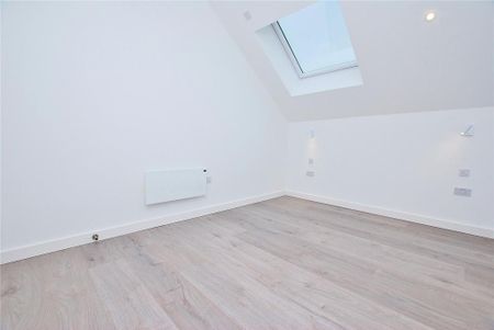 1 bedroom penthouse to rent - Photo 3