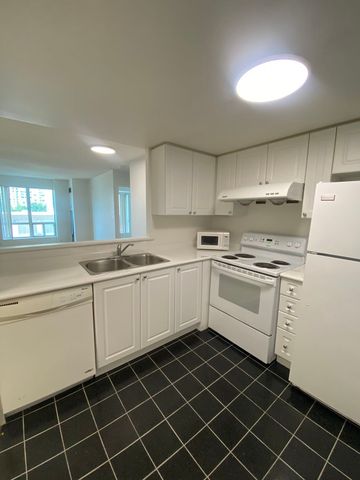 For Lease - 8 Lee Centre Drive Unit# 313, Toronto, Ontario - Photo 5