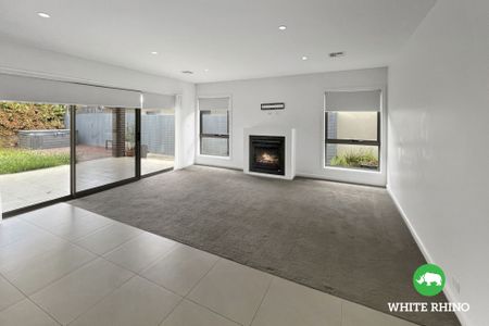 8 Rockley Parade, Googong - Photo 2