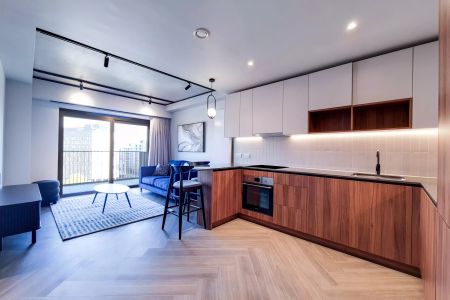 1 Bed Apartment - Photo 3