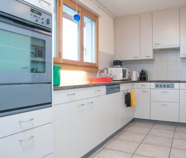 31/2-ROOM APARTMENT IN OBERRIEDEN (ZH), FURNISHED - Photo 3