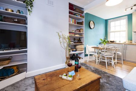 2 bedroom flat to rent - Photo 3