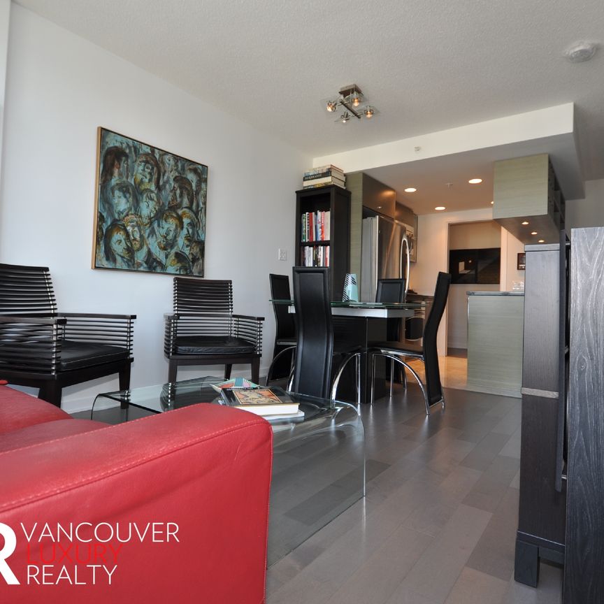 Condo in Downtown Vancouver, BC - Photo 1