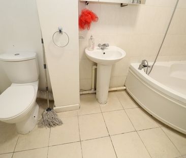 Room in a Shared Flat, Capstan Square, E14 - Photo 3