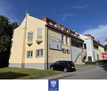 Heimelige, frisch sanierte Singlewohnung mit Balkon im Dachgeschoss... - Photo 1