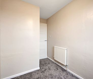 3 bed semi-detached house to rent in Chapter Road, Darwen, BB3 - Photo 6