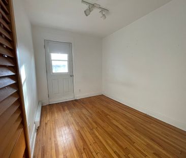 5037 Av. Bessborough - Photo 4