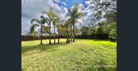 Spacious family home in a handy location - Photo 2