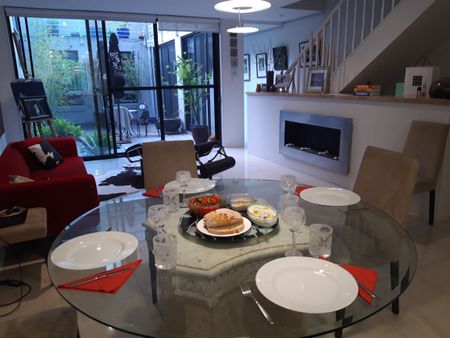 Lilyfield - Photo 3