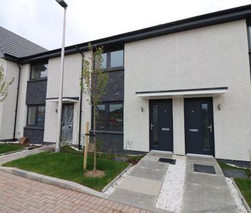 2 bedroom terraced house to rent - Photo 2