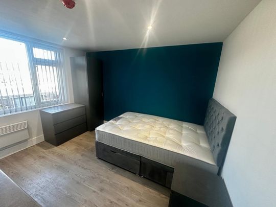 Studio Flat, Wyken Avenue, CV2 - Photo 1