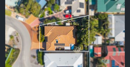 Spacious Family Living in a Peaceful Coastal Setting - Photo 3