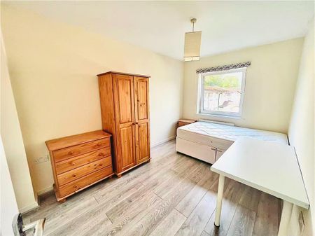 1 bedroom house of multiple occupation to rent - Photo 5