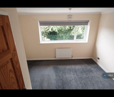 2 bedroom semi-detached house to rent - Photo 3