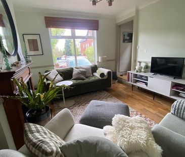 2 Bed Semi-Detached House, Reigate Road, BR1 - Photo 4