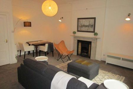 3 bedroom flat to rent - Photo 5