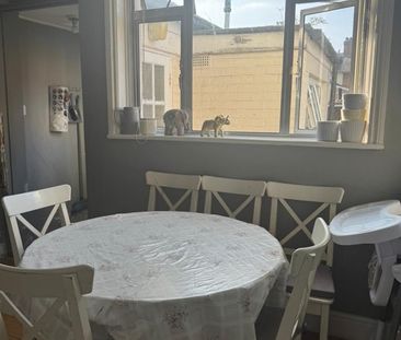 Room in a Shared House, Old Oak Road, W3 - Photo 3