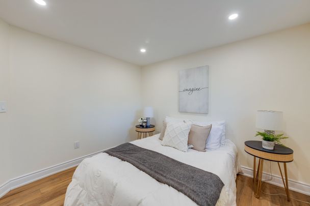 For Lease - 8 Clearview Heights, Toronto, Ontario - Photo 1