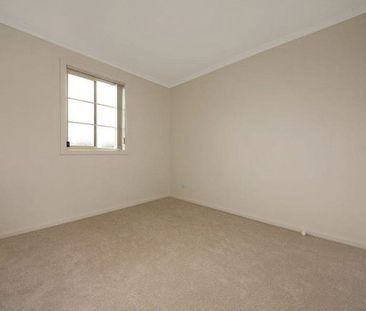 MODERN THREE BEDROOM TOWNHOUSE IN WELL PRESENTED COMPLEX - Photo 6