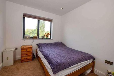 Swan Court, Hp, Hemel Hempstead, HP1 - Photo 4