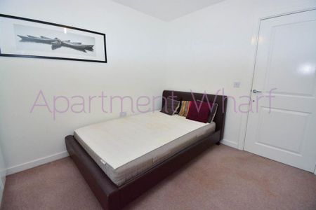 1 bedroom in a flat share to rent - Photo 3