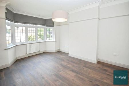 4 bedroom semi-detached house to rent - Photo 3