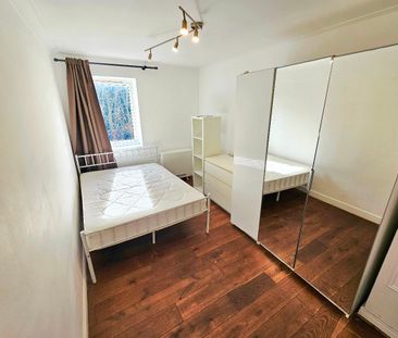 Demesne Road, Whalley Range, Manchester, M16 - Photo 2