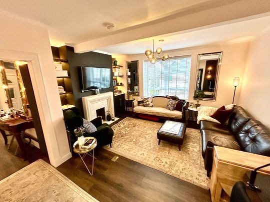 2 Bed Flat, Bishopbriggs, G64 - Photo 1