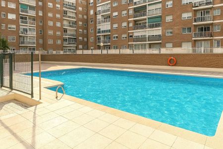 Piso de alquiler en Adelfas - Photo 5