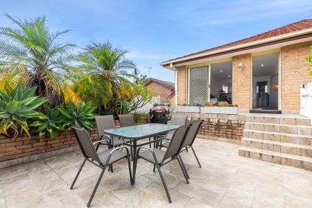 16/88 - 92 Yathong Road, Caringbah NSW 2229 - Townhouse For Rent | Domain - Photo 5