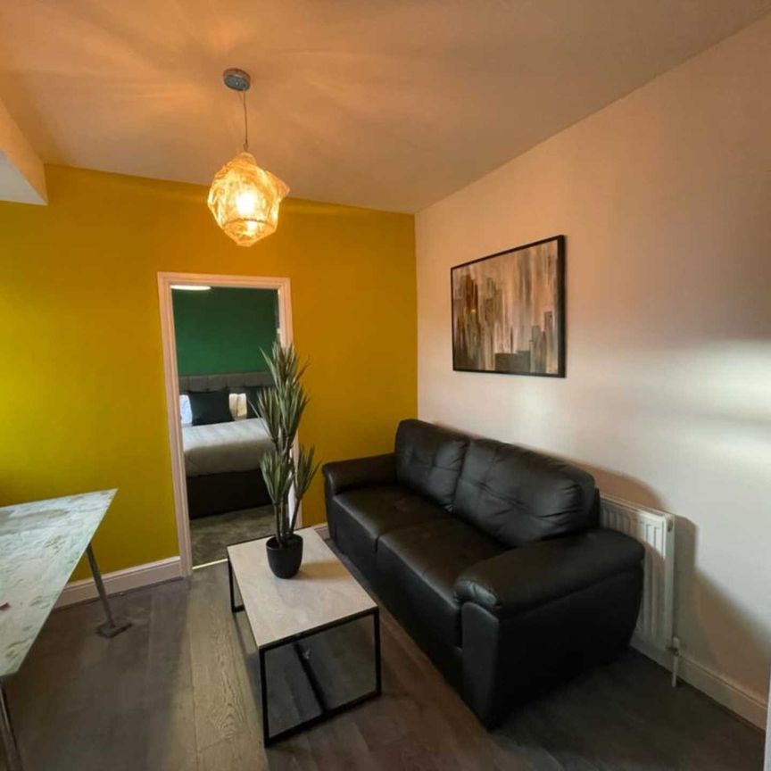 Milford Street, Salford - Photo 1