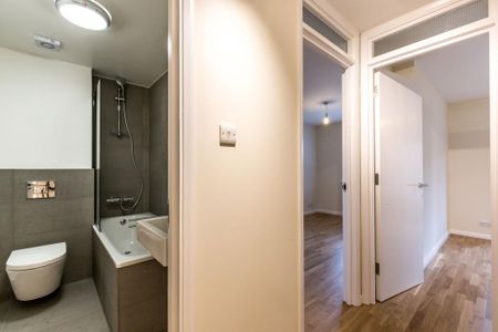 1 bedroom flat to rent - Photo 2