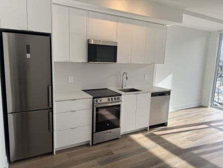 For Lease - 2088 James Street Unit# 209, Burlington, Ontario - Photo 4