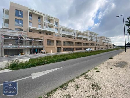 Location Appartement 1 pièce 28m² MONTEUX 84170 - Photo 2