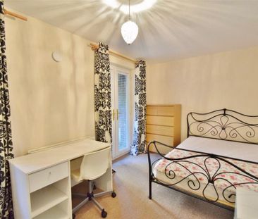 3 bedroom semi-detached house to rent - Photo 6