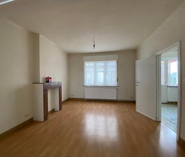 Ruime 4-gevelwoning met 4 slaapkamers en grote tuin. - Photo 1