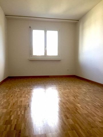 4.5 Zimmer, 94 m², 2. Stock - Foto 4