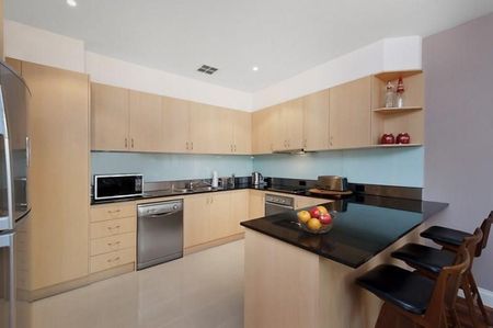 129A Locksley Road, Eaglemont - Photo 2