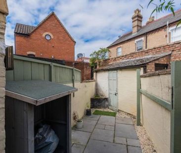 2 bedroom terraced house to rent - Photo 5