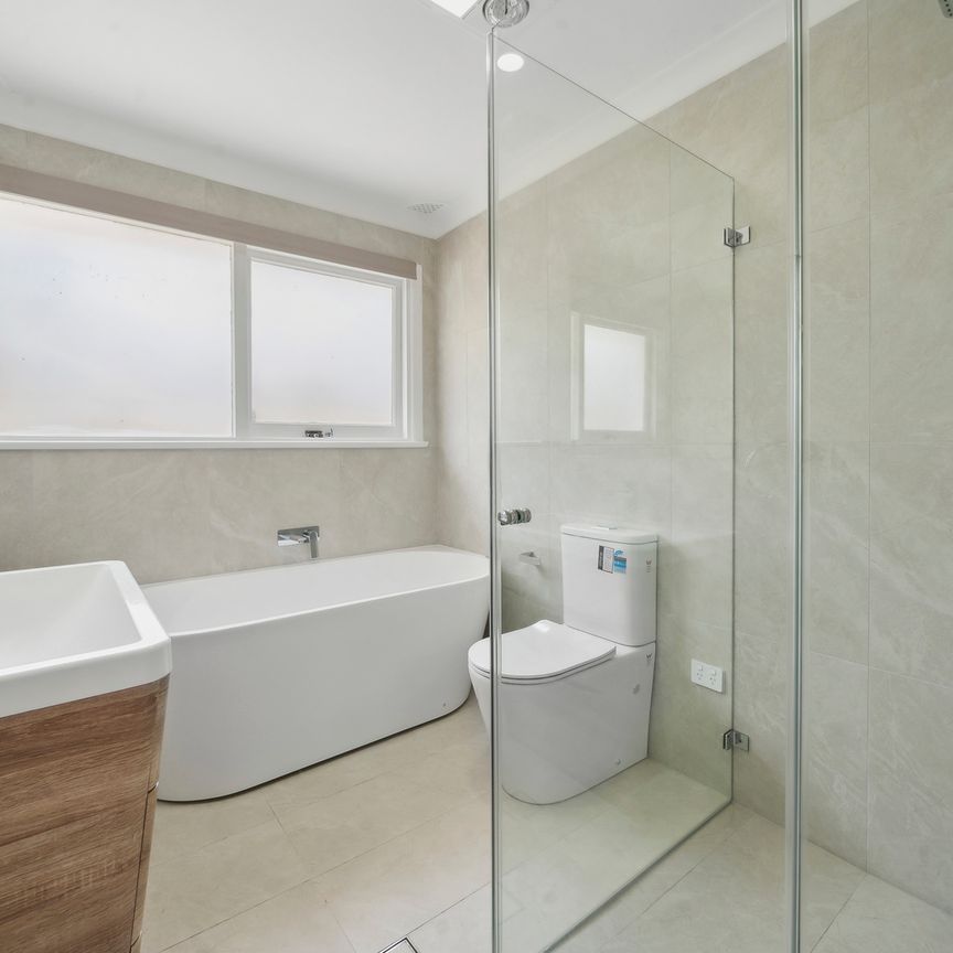 12 Gleneagles Crescent, Hornsby NSW 2077 - House For Rent | Domain - Photo 1