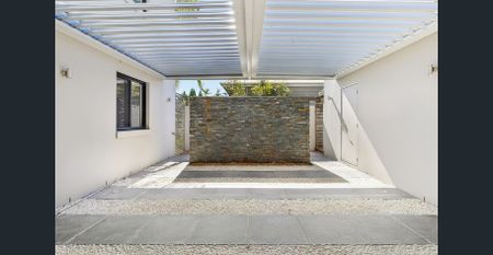 Huge Family Friendly with Fresh Renovation - Photo 4