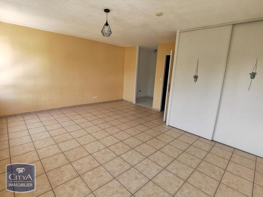 Location Appartement 1 pièce 33m² MONT DE MARSAN 40000 - Photo 1