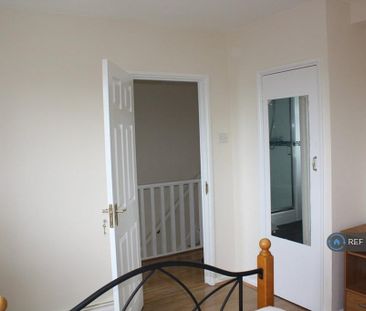 3 bedroom maisonette to rent - Photo 6