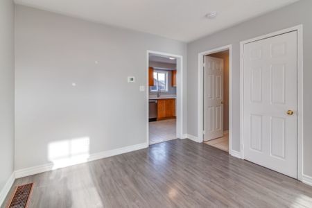 For Lease - 2162 St Clair Avenue, Toronto, Ontario - Photo 3