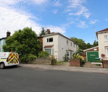 4 bedroom detached house to rent - Photo 3