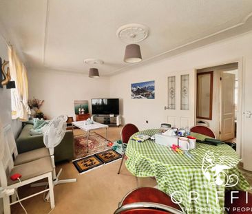 Salisbury Road, Grays, RM17 - Photo 6