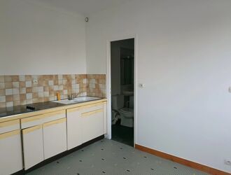 Location Appartement 3 pièces 78 m2 à Saint-Sébastien-sur-Loire - Photo 4