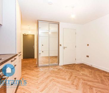 Spacious Studio Silk Yard, Derby, DE1 - Photo 3